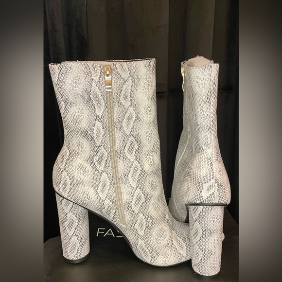 Snake Print Fall/Winter Bootie - Picture 8 of 8